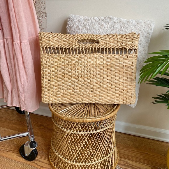 SunKissLuxe Handbags - Boho Woven Raffia Basket Tote Bag